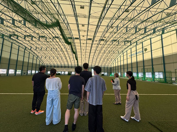 体育館見学